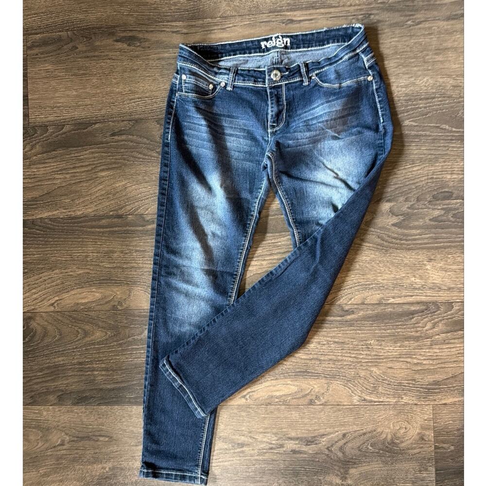 2000s Y2K Reign Sz 13 Jeans Low Rise Bootcut Embroidered Western Whiskered Boho